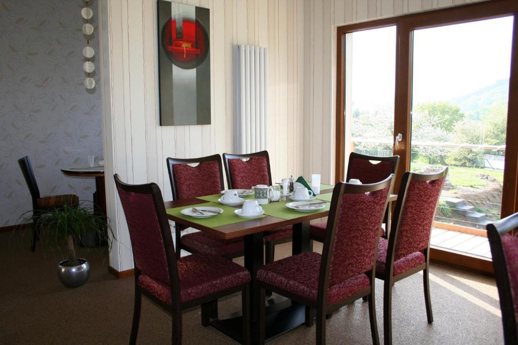 Hinter Den Spiegeln Hotel Heimbach Kültér fotó